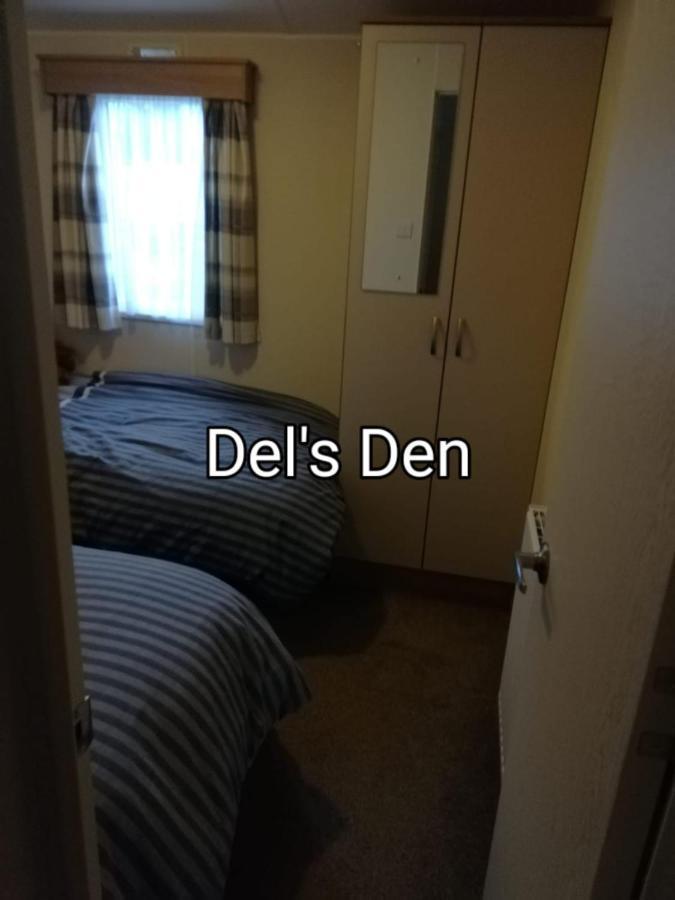 Del'S Den Lakeside Weeley Bridge المظهر الخارجي الصورة